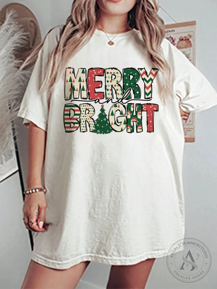 Merry And Bright Christmas Tree Holiday Pattern Oversized T-Shirt